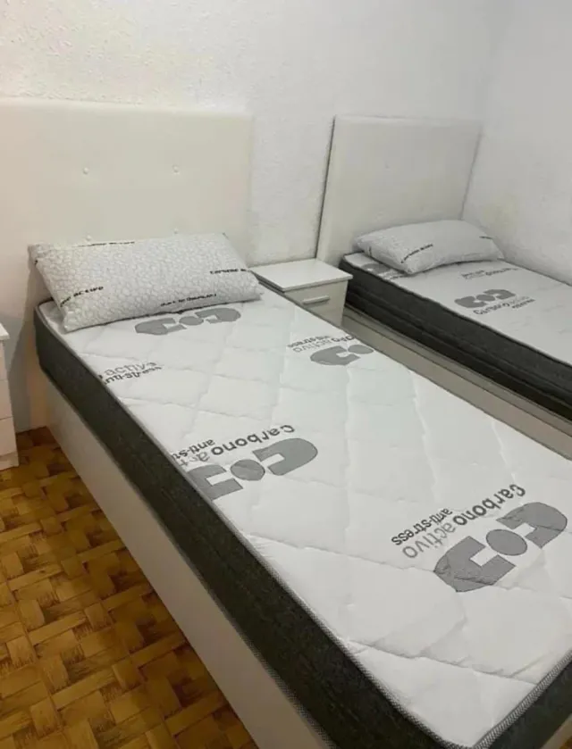 Colchón visco NUEVO + CANAPES 90X190