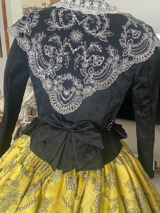 Traje de Fallera Amarillo Completo