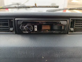 Mercedes-Benz 140D 1995