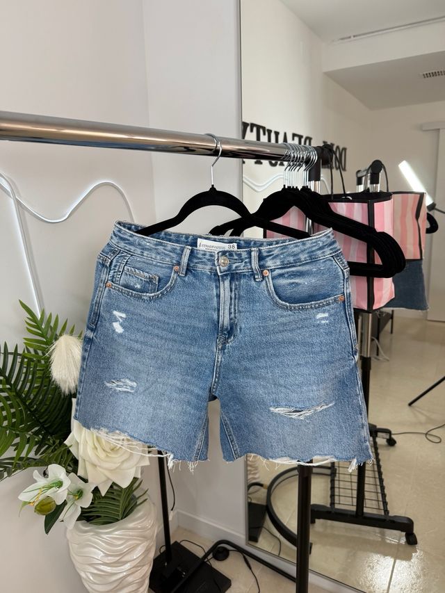 Shorts vaqueros Stradivarius Talla S/36