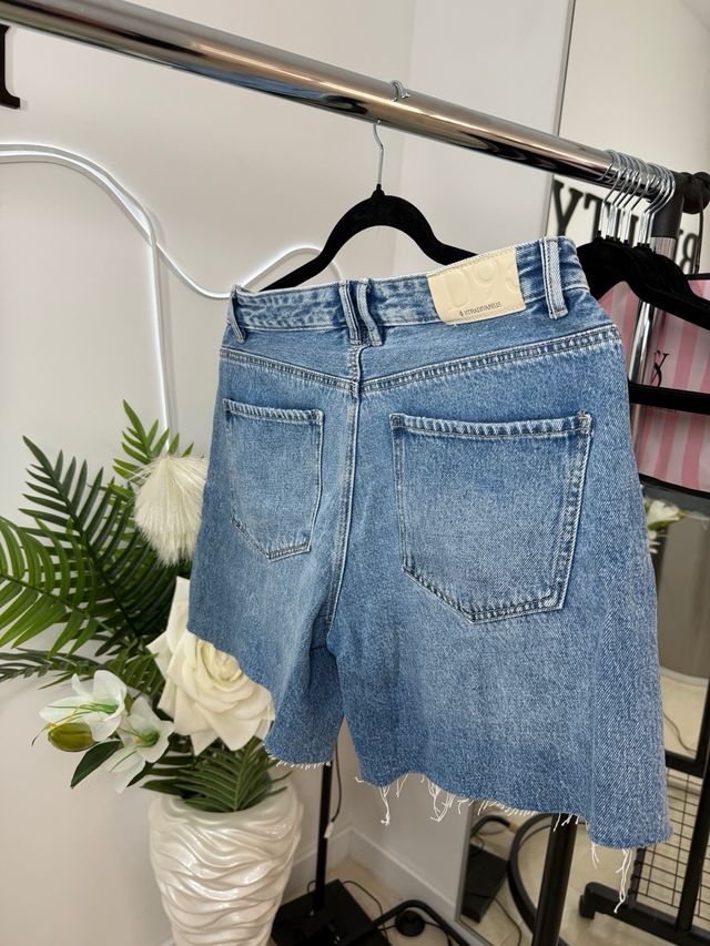 Shorts vaqueros Stradivarius Talla S/36