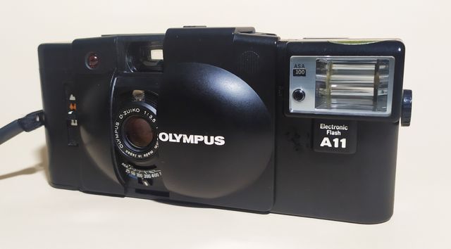 Olympus XA2 Cámara Telemétrica Negra
