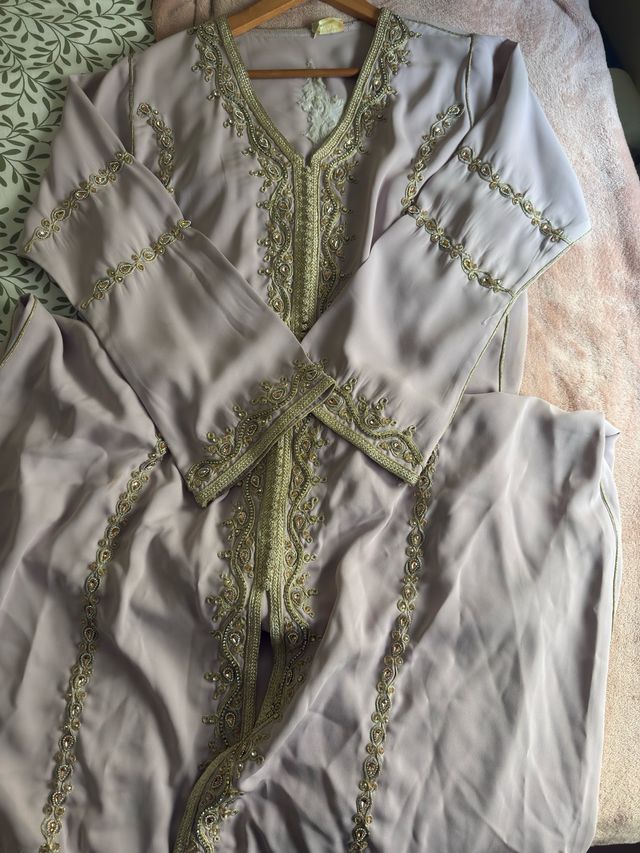 Kaftán bordado talla M