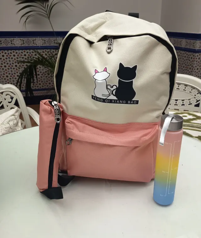 Mochila, Botella y Lapicero Gatitos