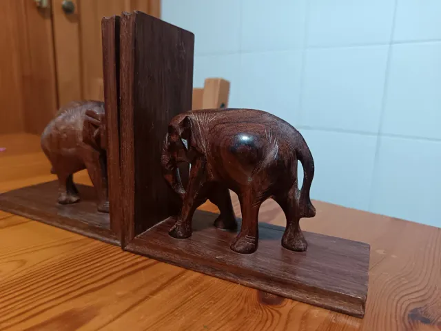 Sujetalibros de Madera Elefantes