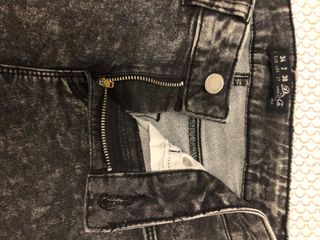 Pantalón vaquero pitillo elástico gris