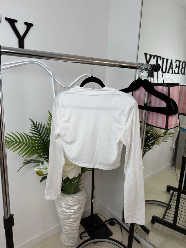 Top blanco manga larga con cremallera