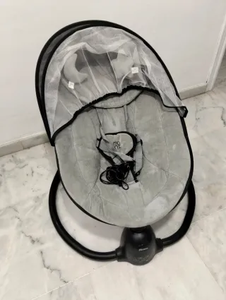 Hamaca bebé con música y movimiento
