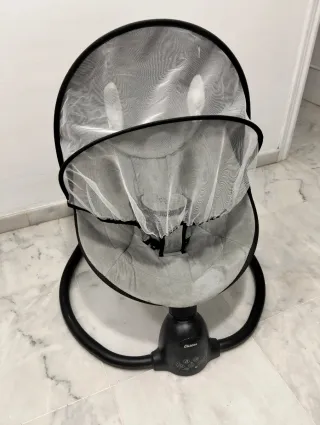 Hamaca bebé con música y movimiento