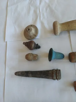Mochos de morteros antiguos y otros.