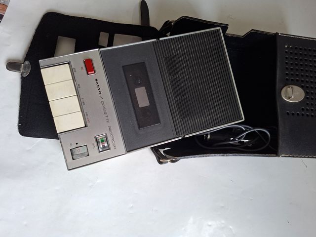 Grabadora Sanyo Cassette Micrófono Vintage