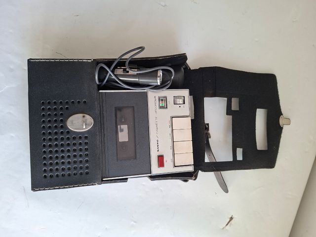 Grabadora Sanyo Cassette Micrófono Vintage