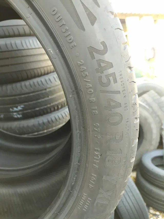 Neumáticos 245/40/R18