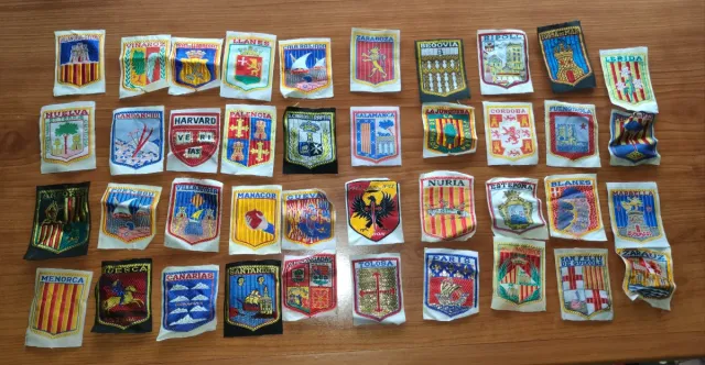 Toppe ricamate regioni e città spagnole