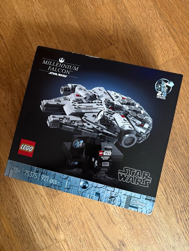Lego Star Wars Halcón Milenario 75375 NUEVO