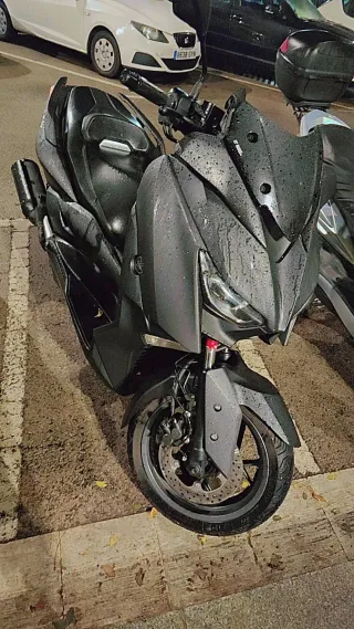 Yamaha Xmax 125 Negra
