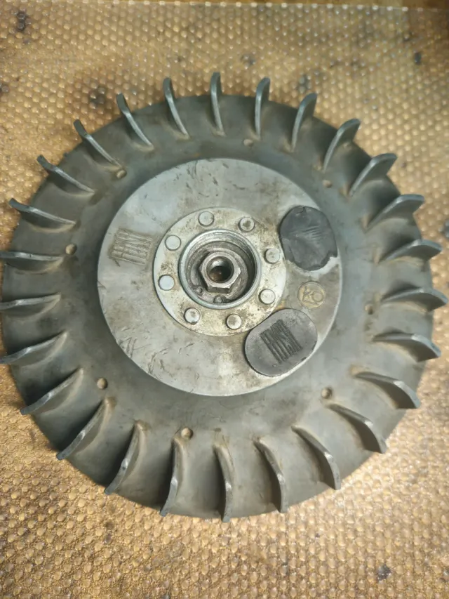 Volante Magnético Vespa Super Primavera