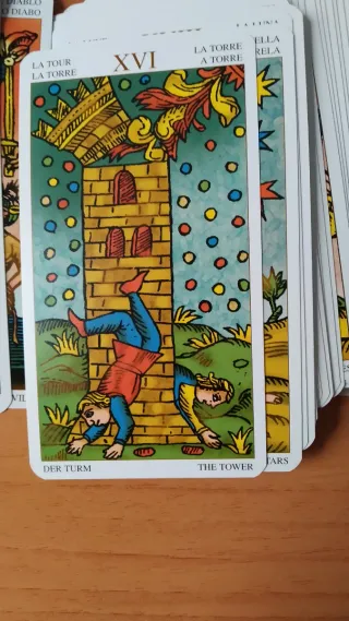 Nuevo Tarot de Marsella