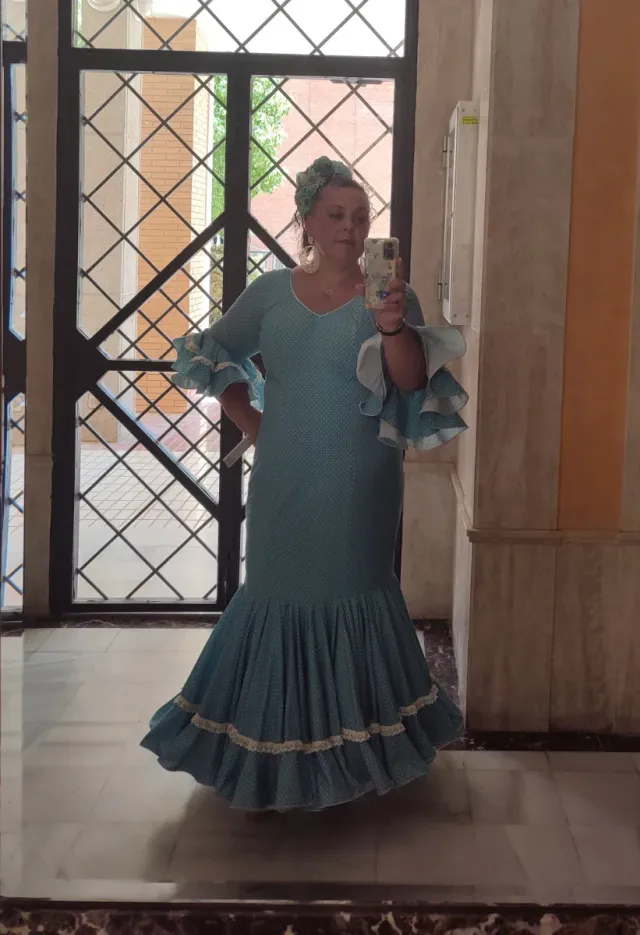 Vestido Flamenca Azul con Lunares Blancos