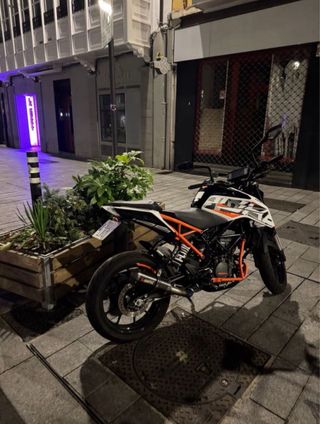 KTM Duke 125cc 2021