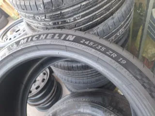 245 35 R19 93Y Michelin - 1 neumático +70%