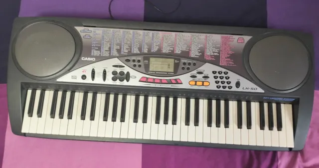 Piano Casio LK-50