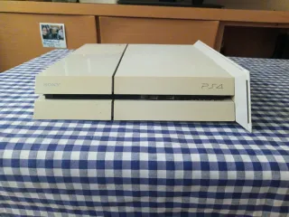 PS4 Blanca con mando - Regalo TV de 32"