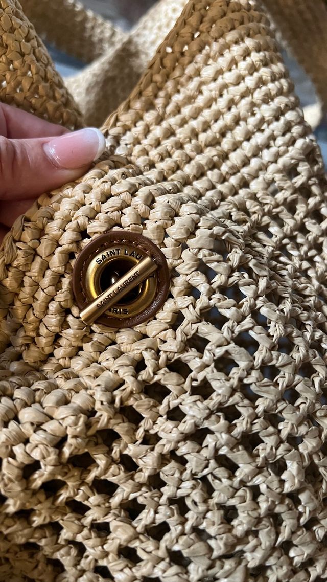 Bolso YSL de rafia beige