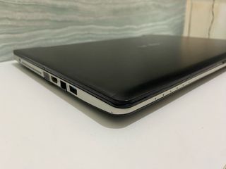 Portátil Asus Táctil Intel Core i7