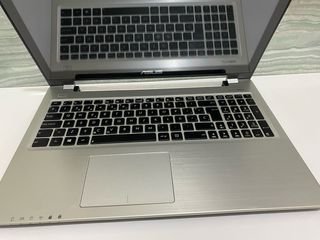 Portátil Asus Táctil Intel Core i7