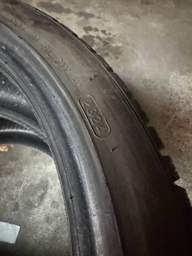 Hankook Winter i*Cept Evo3 225/40/18