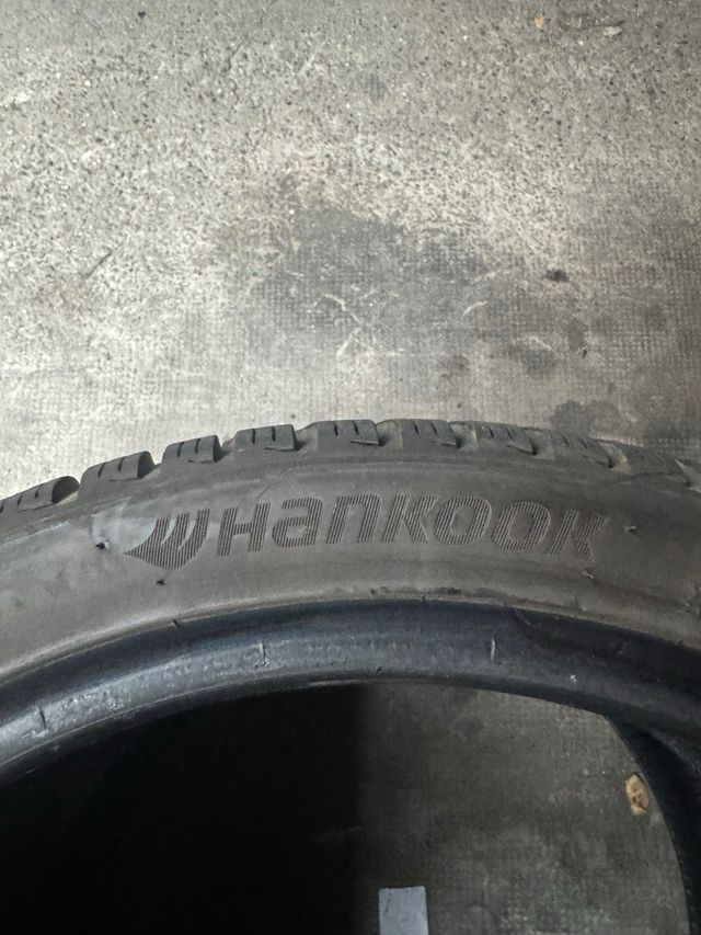 Hankook Winter i*Cept Evo3 225/40/18