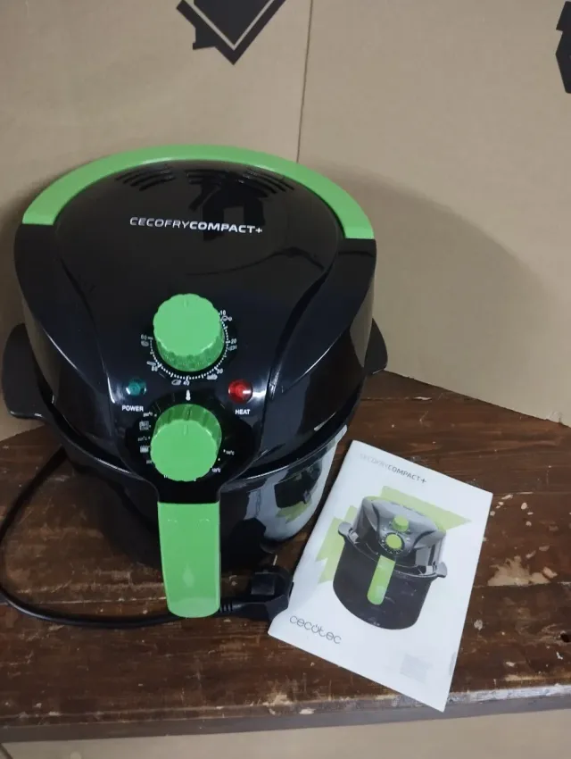Freidora de aire Cecotec Compact 4