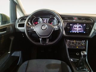 Volkswagen Touran Advance BMT