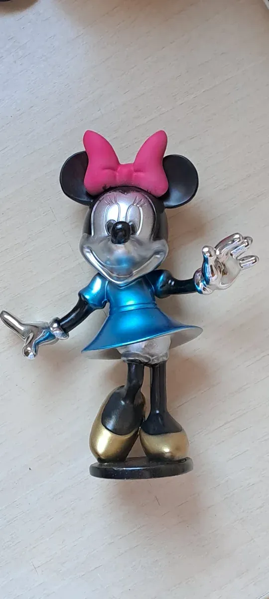 Escultura Minnie Mouse