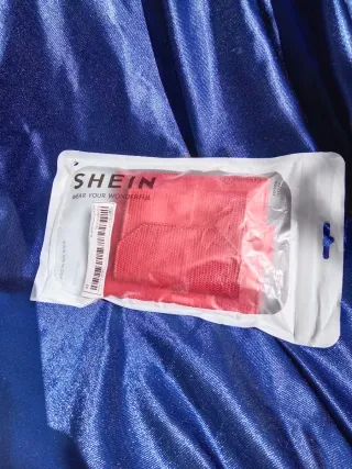 Cartera billetera monedero SHEIN roja