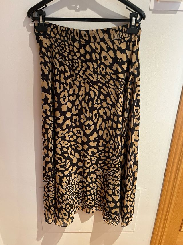 Falda midi estampado animal Massimo Dutti