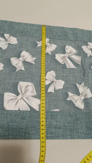 Centrotavola e Runner Verde con Fiocchi