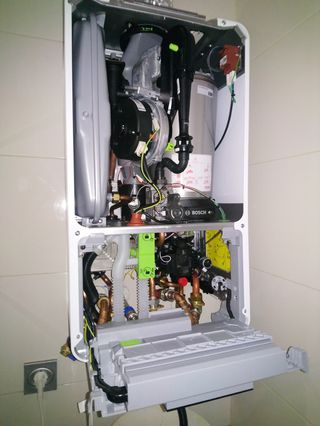 Servizio tecnico per caldaie e termosifoni 604 16 14 25