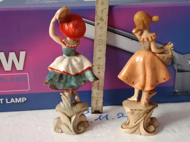 Statue Fontanini Bambina con cestino