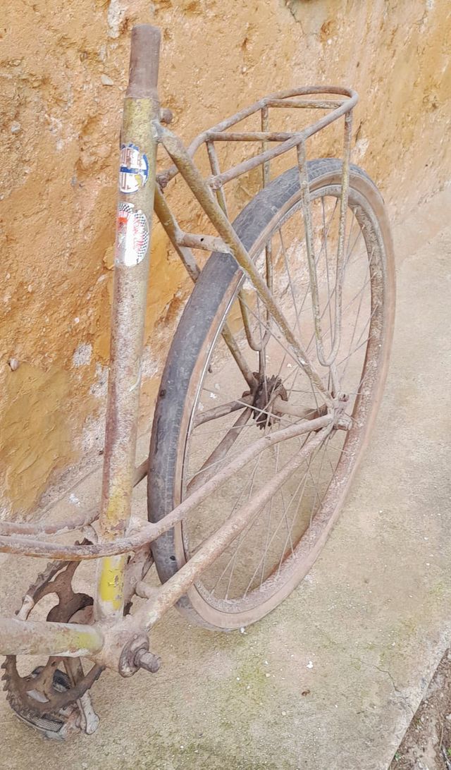 Bicicleta Emporium 1960s para restaurar