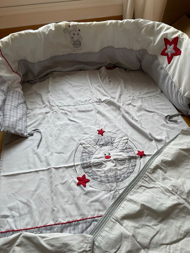 Juego nórdico bebé y chichonera cuna