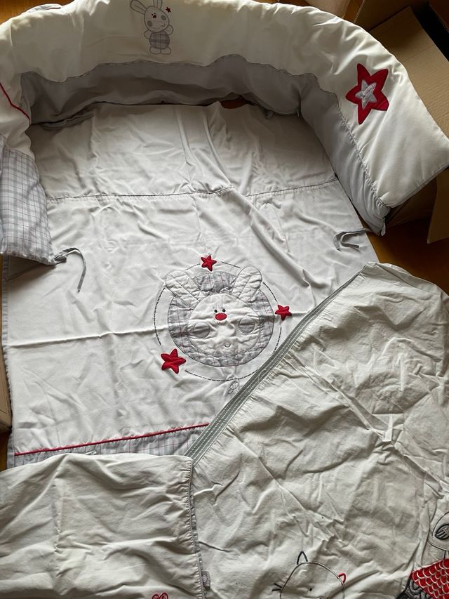 Juego nórdico bebé y chichonera cuna