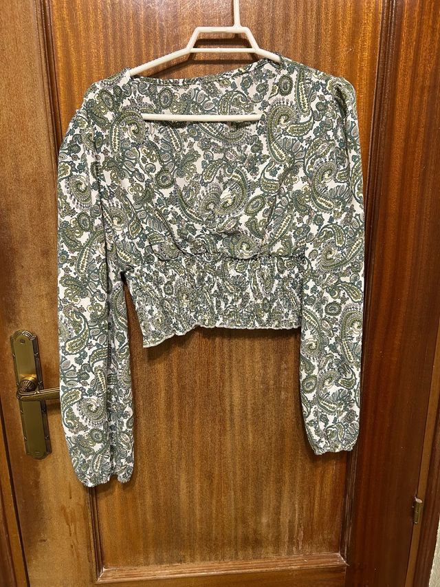 Camiseta estampada paisley manga larga