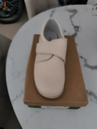 Zapatos comunión beige