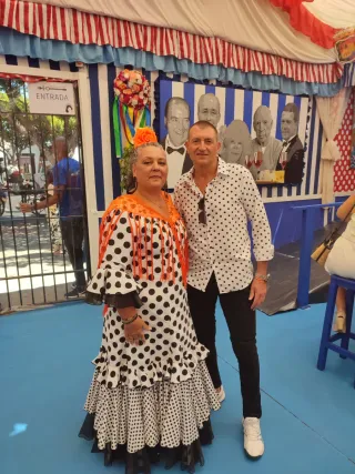 Vestido Flamenca Lunares Negros y fondo Blanco