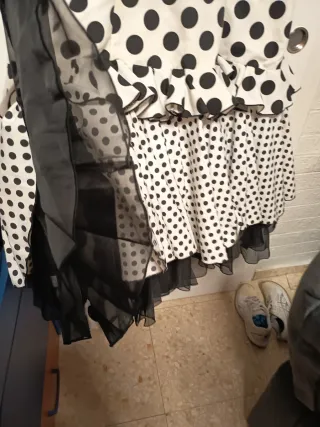 Vestido Flamenca Lunares Negros y fondo Blanco