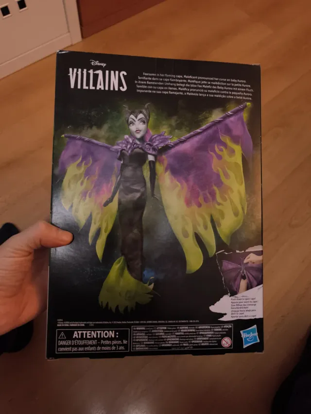 Muñeca Maléfica Llamas de Furia