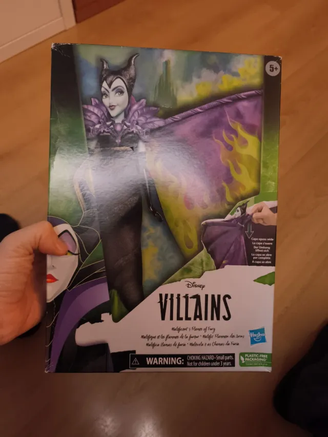 Muñeca Maléfica Llamas de Furia