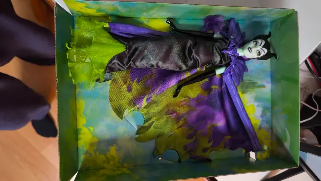 Muñeca Maléfica Llamas de Furia